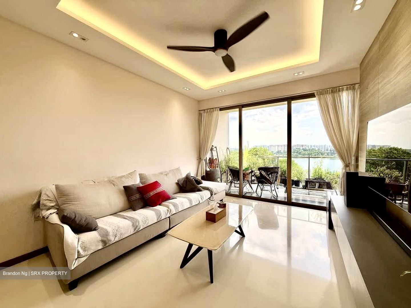 Waterfront Gold (D16), Condominium #579738531